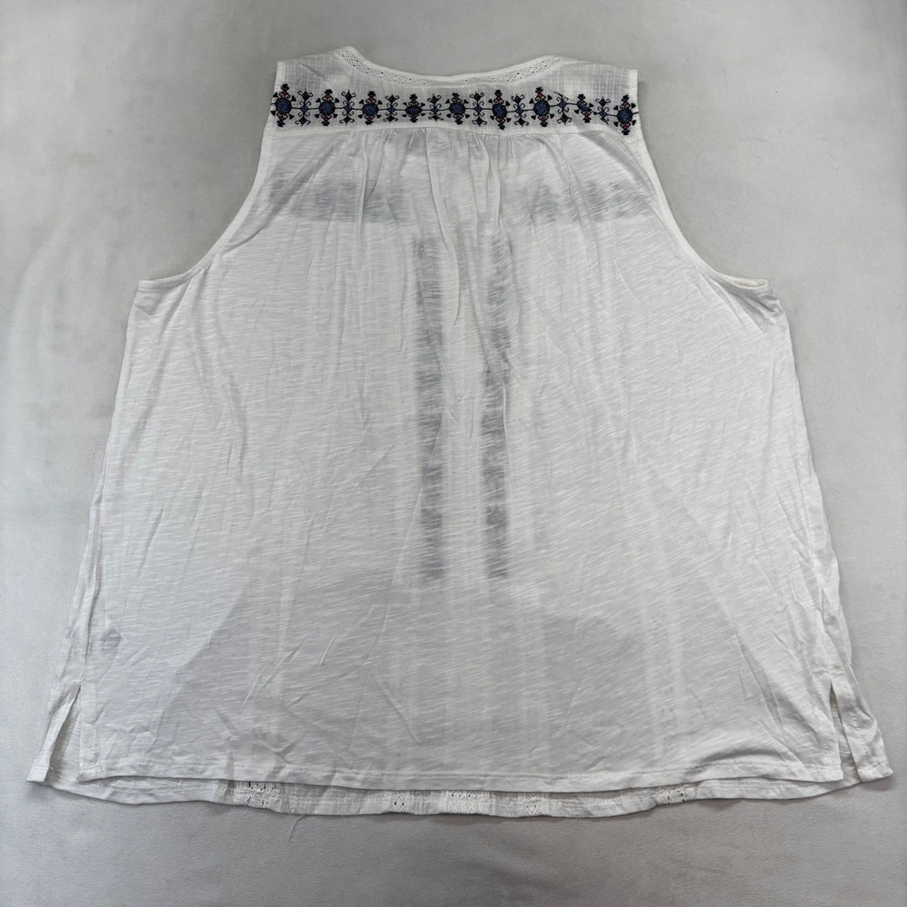 Lucky Brand Tank Top Bundle Women 2X White Navy Boho Embroidered Paisley Tassels - Picture 10 of 11